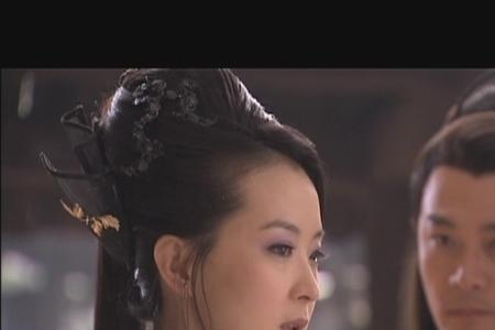 流星蝴蝶剑粉盒是谁