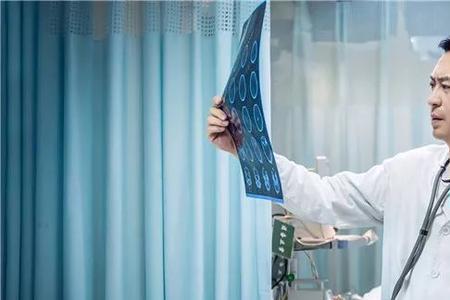 急诊科医生宫外孕女的结局