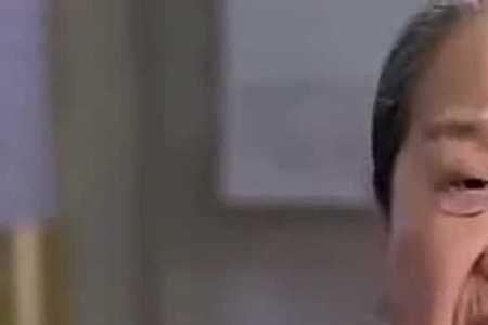 满仓进城中的姥姥是谁