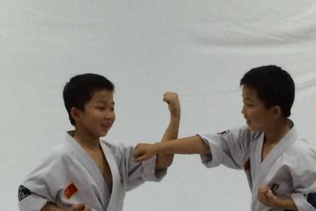 为什么不建议小孩学空手道