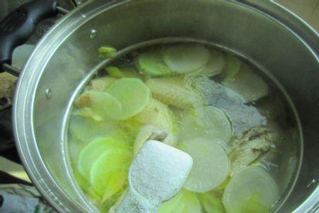 鸡背炖萝卜怎么做法