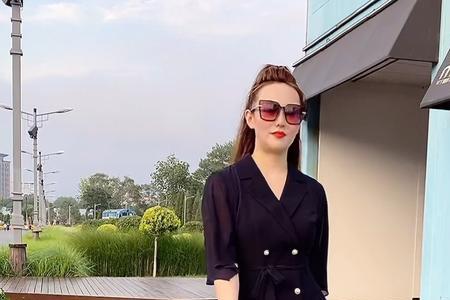 男生说女生走路带风什么意思