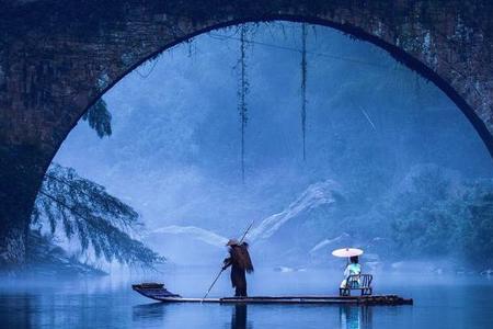 半帘花影月笼沙的,下一句是什么