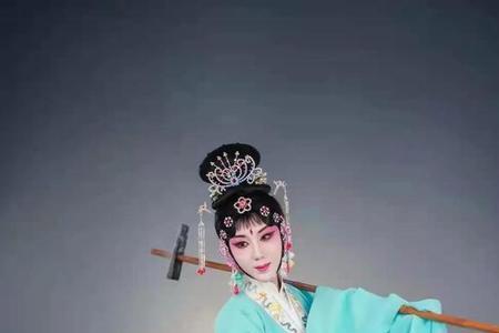 京剧按照什么顺序出场