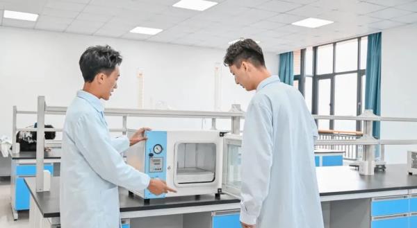生物实验专业好就业吗