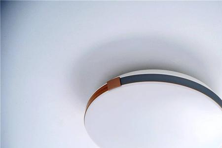 米家吸顶灯需要搭配智能开关吗