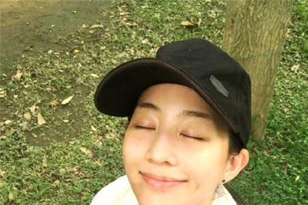 夸奖喜欢运动的女生