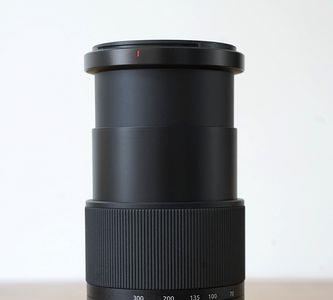 尼康70-300vr镜头是全幅吗