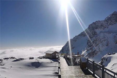 8月份去玉龙雪山还有雪吗2022年