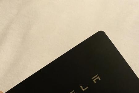特斯拉卡片钥匙放车里有啥影响