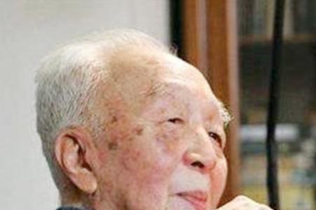 季羡林认为月是什么意思