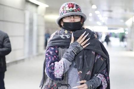 披装的意思