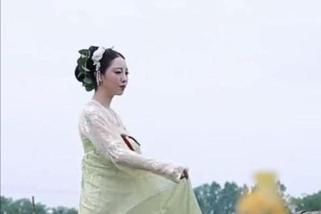 眼凝眸的意思