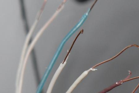 为什么超六类网线四根白线
