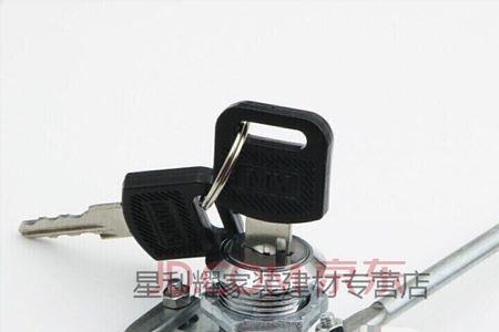 更衣柜正心锁和偏心锁区别