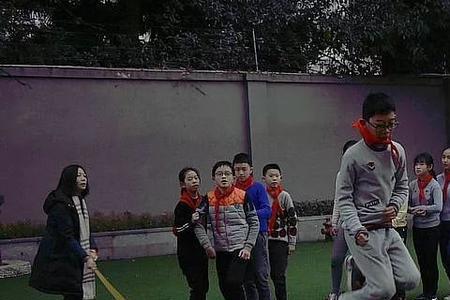 跳80下绳呼吸约多少次