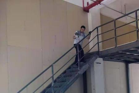 钢结构楼梯转角怎么计算