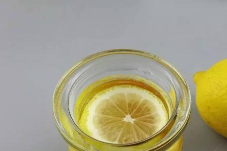 柠檬水保温杯泡24小时还能喝吗