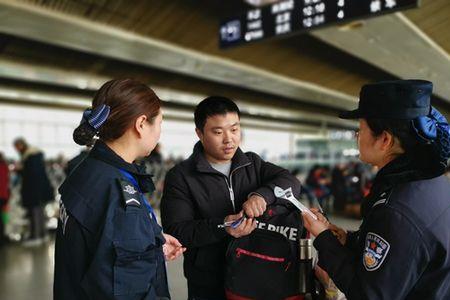 为什么进京的列车要单独检票