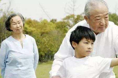 别人夸奖你孝顺怎么回复