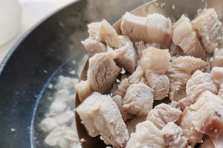 为什么猪肉煮出很脏的浮沫