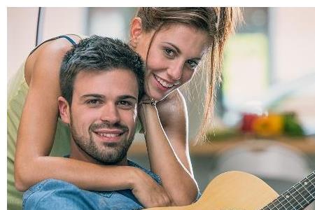 不是夫妻却有夫妻相意味着什么