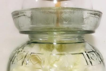 泡菜生白花可以换泡菜水吗