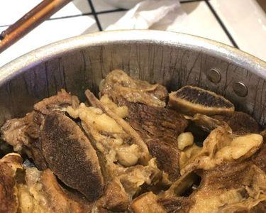 5斤牛排骨火锅放多少盐