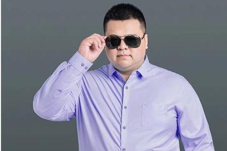 大肚子男人夏天穿什么比较搭