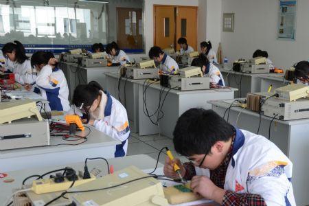 哪些大学有电工专业