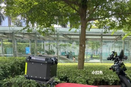 九号e80c能装32安铅酸电池吗