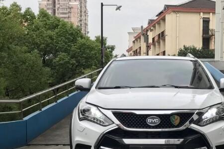 比亚迪订车2000元能退吗