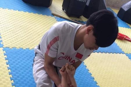 跆拳道刚学可以拿带吗