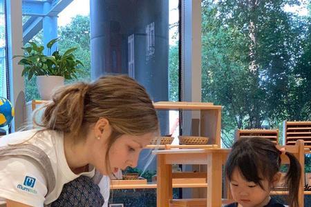 托育和幼儿园哪个轻松