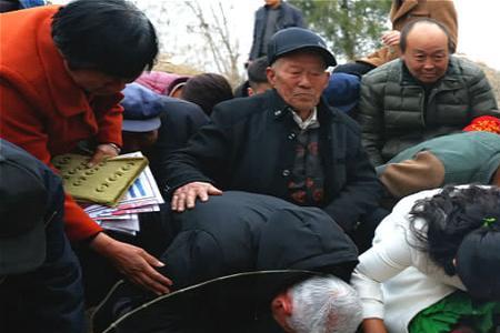 外孙女给外婆上坟有什么讲究