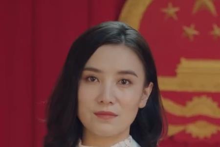 盛装鲁斌斌和秦敏在一起了吗