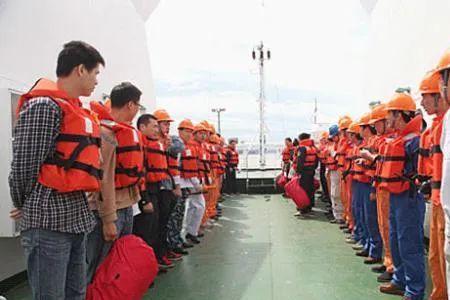 船员在船厂修船可以上岸吗