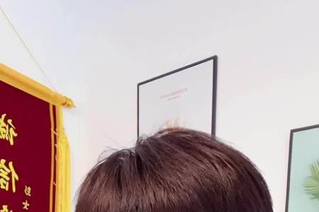 男人和你哭穷是什么意思