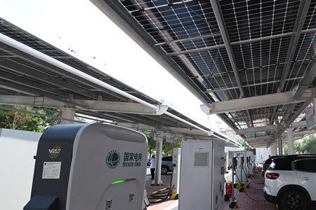 新能源车用太阳能充电靠谱吗