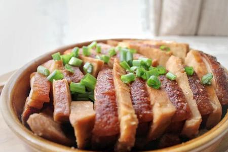 芋头扣肉蒸多久
