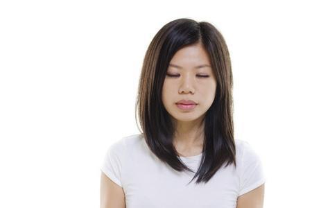 吃饭为什么不能盘腿坐