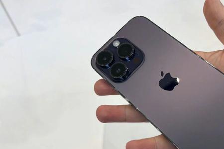 苹果14为什么变轻了