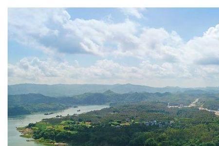 柳州至象州百丈二级路多少公里