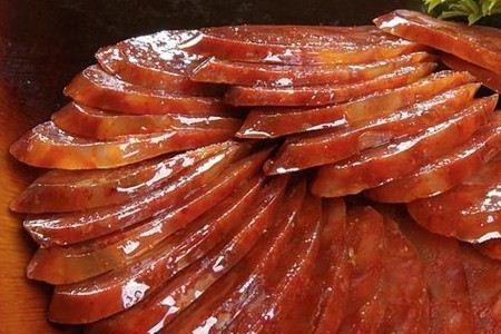 腊肠煮熟了放了一个月还能吃吗