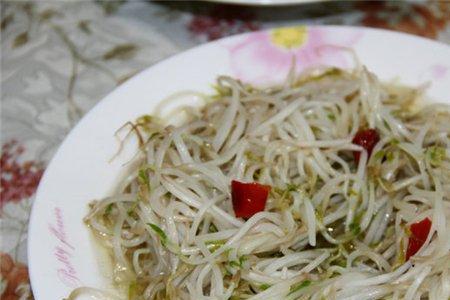 炒绿豆芽用焯水吗