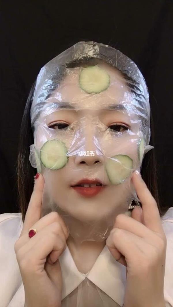 保鲜膜敷脸多长时间好