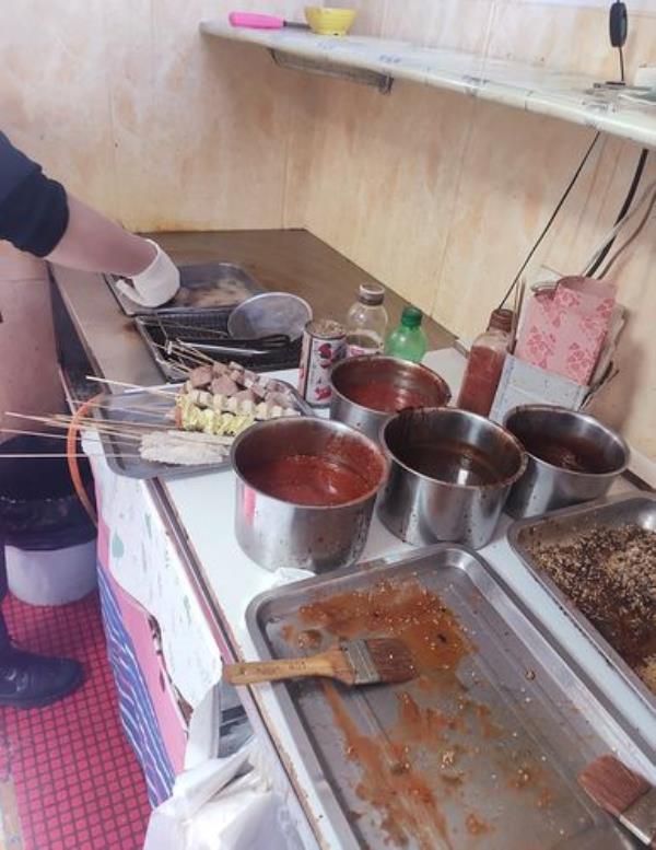 麻辣烫和炸串一体店怎么装修