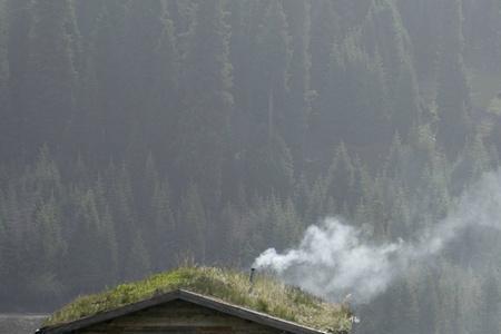 山村炊烟袅袅的诗句