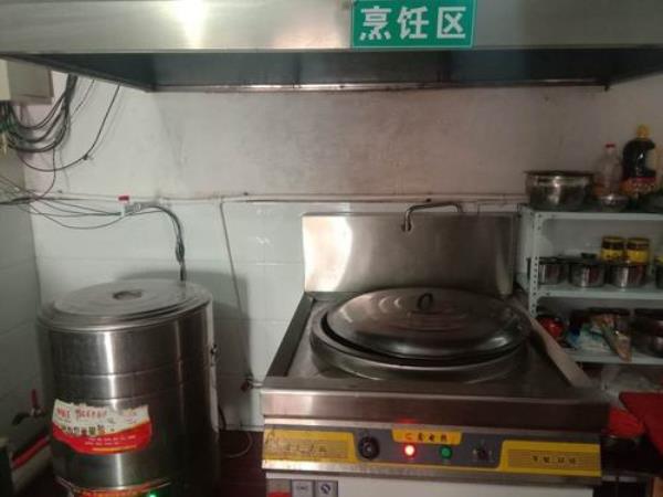 幼儿园食堂用空调吗