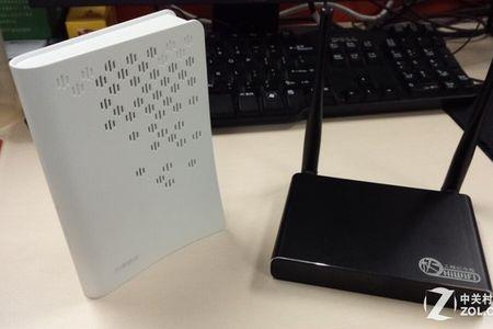 手握着wifi天线信号会好很多